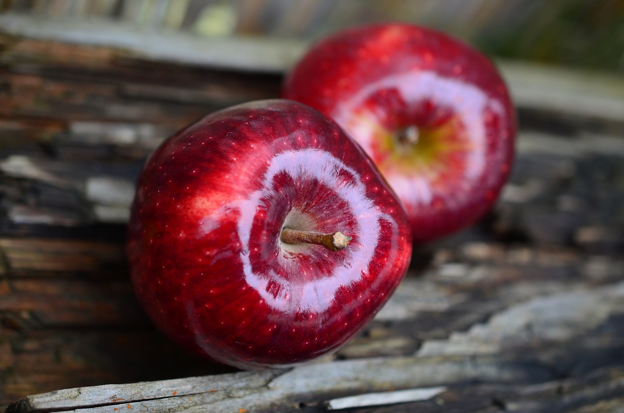 apple-661726_1280
